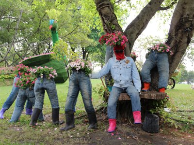 Nov 29, 2014 - King Phumipon Botanical Gardens, BBQ at Thong and Da House - Bangkok